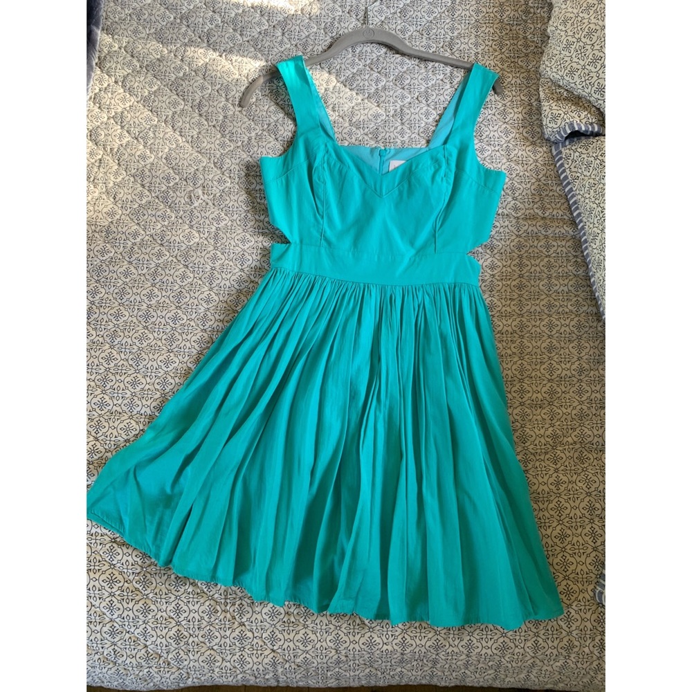 Keepsake the Label Turquoise cut-out dress 💙 - Picture 5 of 5